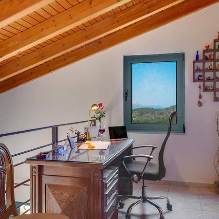 Villa Chloe By Villa Plus Αρμένοι Εξωτερικό φωτογραφία