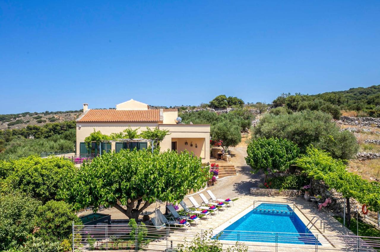 Villa Chloe By Villa Plus Αρμένοι Εξωτερικό φωτογραφία