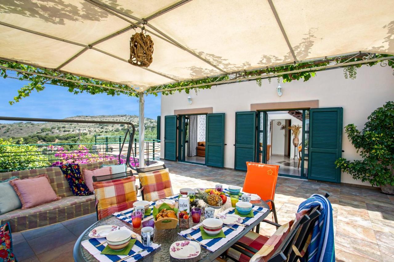 Villa Chloe By Villa Plus Αρμένοι Εξωτερικό φωτογραφία
