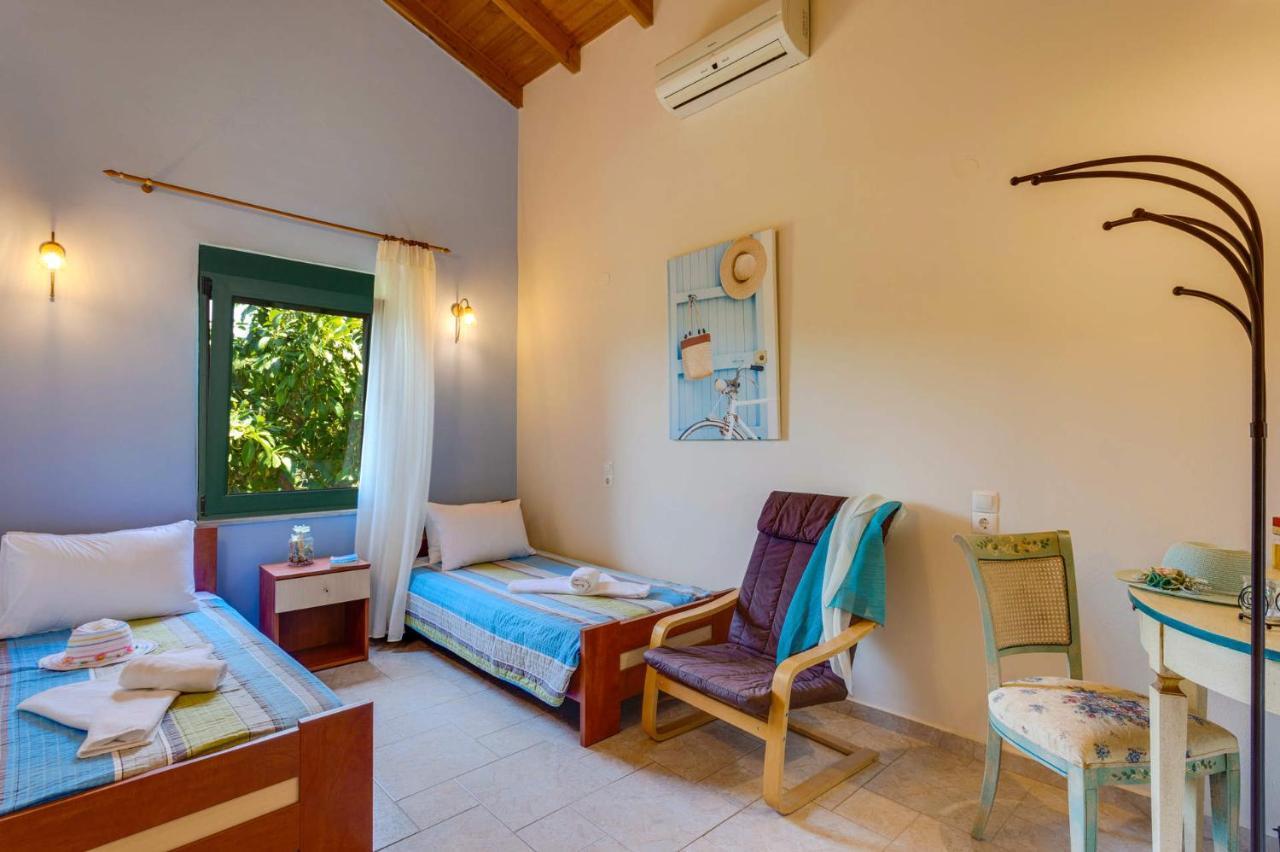 Villa Chloe By Villa Plus Αρμένοι Εξωτερικό φωτογραφία